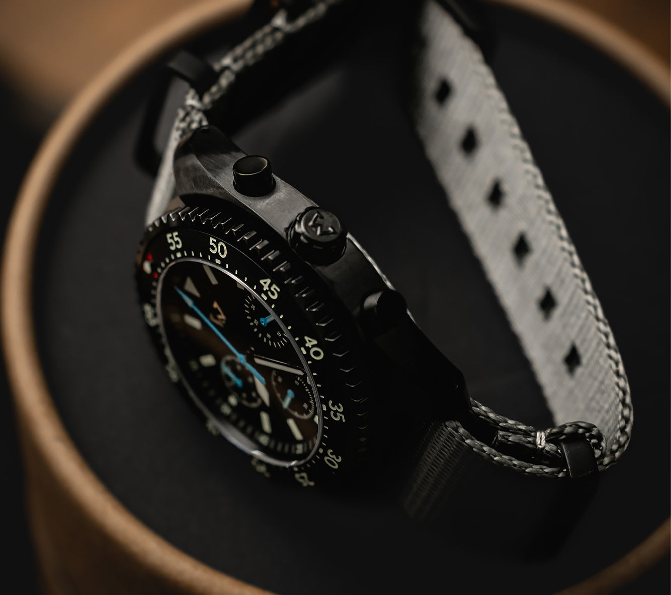 CHRONOS COVERT