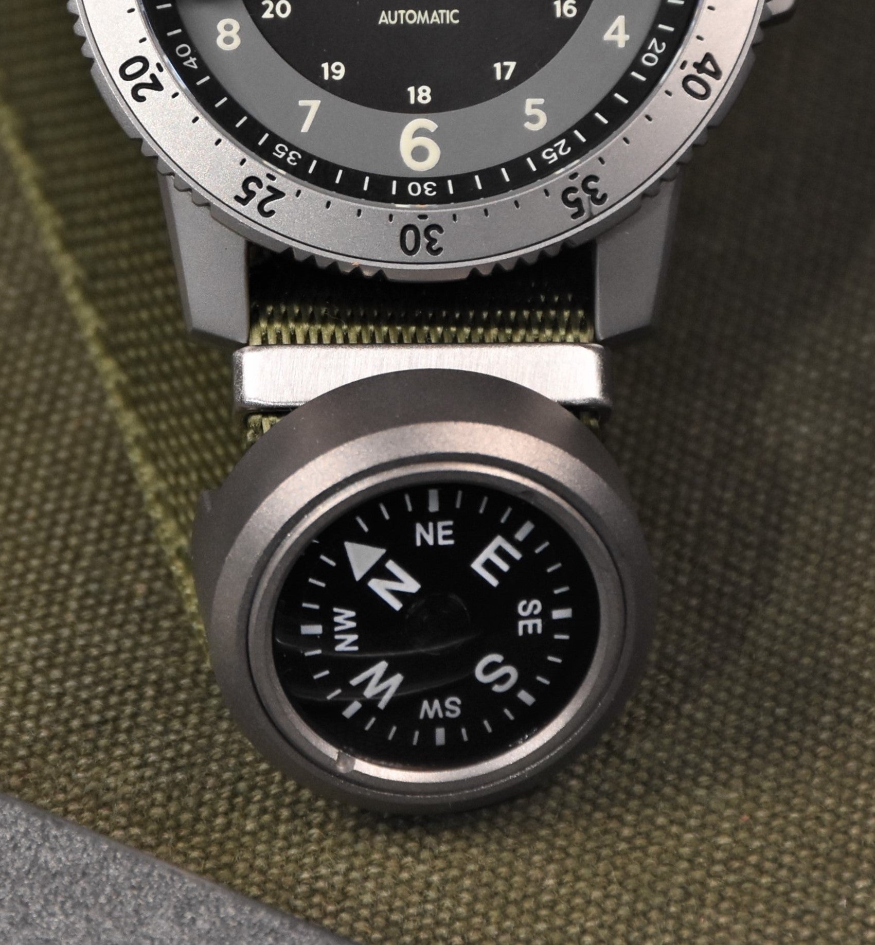 Strap Compass Winfield Nylon Straps and Watch Roll